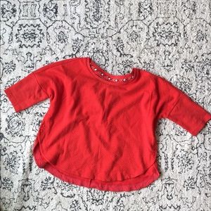 Philosophy Red Top Key Hole Back 1/2 Sleeves